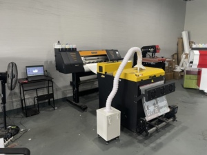 Máquina de impresión <span class=keywords><strong>Dtf</strong></span> Impresora <span class=keywords><strong>Dtf</strong></span> de gran formato <span class=keywords><strong>Dtf</strong></span> 60cm con agitador Impresora <span class=keywords><strong>Dtf</strong></span> de 2 cabezales con cabezal Xp600 o I3200 Garantía de un año - Product Image 5