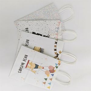 Bolsas de Papel Kraft de Regalo de 16*22*8cm con Colores y Logotipo, Bolsas de Regalo para Fiestas de Cumpleaños y Bodas - Product Image 6