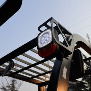 Montacargas Diésel Robusto de 7000 kg, <span class=keywords><strong>7</strong></span> Toneladas, con Estructura Equilibrada - Product Image 5