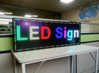 Pantalla LED P10 Personalizada a Todo Color para Interiores/Exteriores, con Texto Desplazable, RGB, con Wifi, Mensajes Programables para Uso en Centros Comerciales