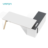 Panneau en bois moderne de luxe en forme de L Mobilier de bureau Bureau de direction Table de bureau