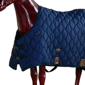 Tappeto equino equestre di fabbrica professionale per equitazione coperta per cavallo stabile trapuntata personalizzata - Product Image 2