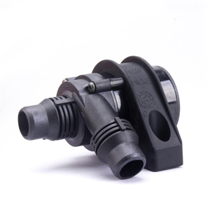 Pompe à eau industrielle OE 64116922699, structure robuste, livraison rapide, prix de gros, pièces automobiles - Product Image 3