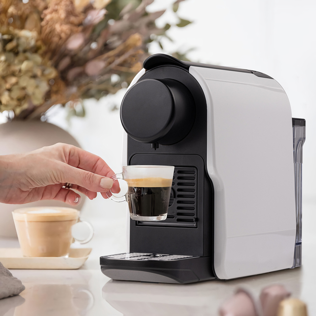 Compact Mini Espresso Machine 20 Bar High Pressure Pump Electric US Plug Compatible with Original Line Pods for Household Use