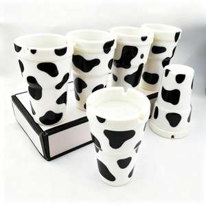 Cenicero Jumbo Ignífugo con Estampado de <span class=keywords><strong>Vaca</strong></span>, Cenicero para Coche, Color 12PCS/caja de Exhibición - Product Image 2