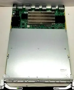 Module d'extension QSFP+ 30x 100GE N77-F430CQ-36 pour carte de ligne de commutateur Nexus <span class=keywords><strong>7700</strong></span> pour centre de données - Product Image 2