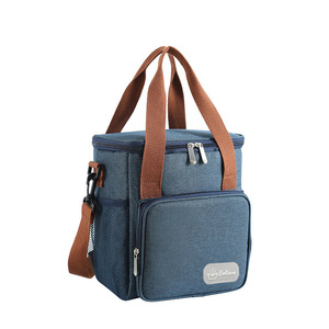 Insulated <b>Lunch</b> <b>Bag</b> Large Capacity With Shoulder Strap For Picnic And Outdoor Use - Product Image 6