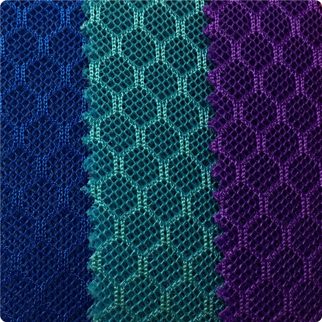 Воздухопроницаемая подкладка из полиэстерной сетчатой ткани