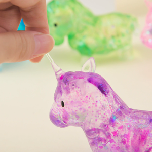 Pallina Antistress Personalizzata a Forma di Unicorno, Confezione da 4, Giocattolo Sensoriale per Bambini, Regalo Unisex con Logo - Product Image 4