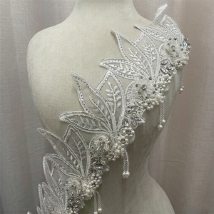 Bordures en dentelle ornées de <span class=keywords><strong>strass</strong></span> avec broderie perlée, motif floral de luxe pour robes de mariée et tenues de soirée - Product Image 2