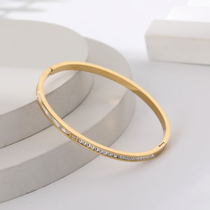 Fashionable INS Custom Luxury High Quality Stainless Gold Plated Waterproof Steel Designer Chain & Link <b>Bracelets</b> Women - Product Image 4