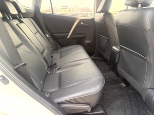 <span class=keywords><strong>Toyota</strong></span> <span class=keywords><strong>RAV4</strong></span> Usado con Amplio Espacio, Motor <span class=keywords><strong>de</strong></span> 2.0L, Navegación con Pantalla Grande y Configuración Completa <span class=keywords><strong>de</strong></span> Cámara <span class=keywords><strong>de</strong></span> Reversa - Product Image 5