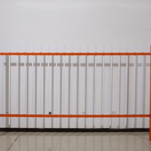 Valla de Seguridad para Carreteras de <span class=keywords><strong>Malla</strong></span> de Acero Tratado Térmicamente, Postes de Hierro y Aluminio Duraderos, Paneles Recubiertos, Fácil Instalación en Exteriores - Product Image 1