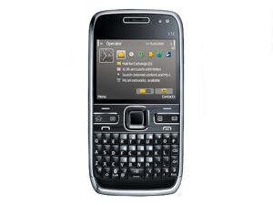 고령자를위한 <span class=keywords><strong>E72</strong></span> GSM 휴대 전화 국경 간 대외 무역 유니콤 직선 플레이트 스페인어 및 독일어 작동 언어 - Product Image 3