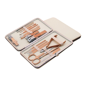 <span class=keywords><strong>Set</strong></span> per <span class=keywords><strong>Manicure</strong></span> in oro rosa Kit tagliaunghie 7 pezzi strumenti professionali di bellezza <span class=keywords><strong>Pedicure</strong></span> strumenti per la cura personale Nail Cutter <span class=keywords><strong>Set</strong></span> - Product Image 6