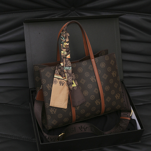 Túi ToTe Thời trang của phụ nữ-Kiểu dáng độc đáo. Có thể được thực hiện bằng cách trượt hoặc bằng cách sử dụng cầm tay.5861 - Product Image 5