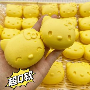 Giallo originale Kt gatto Squishy piccolo lento rimbalzo Stress sollievo giocattolo per i bambini 5-7 anni materiale PU spremere giocattolo - Product Image 6