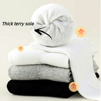 Chaussettes de course d'hiver en tricot alvéolé couleur personnalisée OEM, respirantes, anti-transpiration, antidérapantes, antibactériennes, pour la course longue distance
