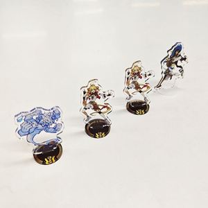 Modèle de standee anime personnalisé, figurines en plastique de dessins animés, souvenirs thématiques, impression acrylique, vente en gros d'usine - Product Image 1
