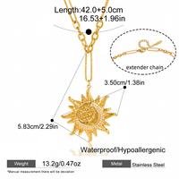Collier Pendentif Soleil et Lune en Acier Inoxydable 316L Plaqué Or 18K PVD, Chaîne Trombone Motif Rayons de Soleil et Croissant de Lune, Bijou Céleste