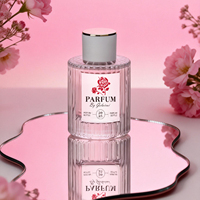 Flacon de parfum en verre gaufré à rayures verticales de luxe, étiquettes personnalisées, flacon transparent en forme de cylindre avec vaporisateur