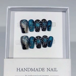 Autocollants d'ongles faits main en forme de <span class=keywords><strong>petit</strong></span> ours mignon et adorable, transparents effet glace, courts et prêts à poser, vente en gros - Product Image 1