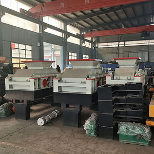 Concasseur à double rouleau lisse de 20, 30, 40 tonnes par heure, modèles 2PG-610x400 et 2PG-750x500, pour le broyage du gypse, du marbre, du gravier et du calcaire - Product Image 1