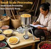 Nouvelle machine à moudre manuelle en fonte 100 kg/h, facile à utiliser pour le broyage de céréales et l'alimentation des poulets dans les petites exploitations agricoles au Vietnam