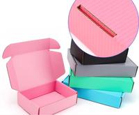 Caja de Cartón Corrugado Rosa Personalizada con Impresión Interior Completa para Envío de Ropa y Cosméticos, Caja de Embalaje Tipo Avión con Logotipo