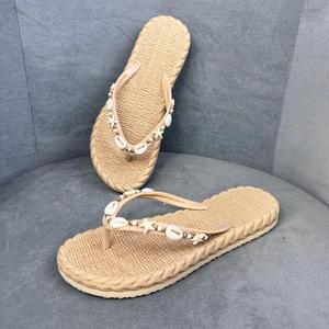 Sandales tongs tendance coréennes pour femmes, personnalisables, style estival, semelle plate, style simple et frais, pour la plage et les activités de plein air - Product Image 5