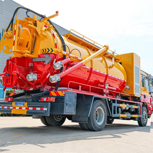 Camion-citerne septique pour le nettoyage des routes, camion d'aspiration des eaux usées et des excréments avec système de levage hydraulique pour le nettoyage des égouts - Product Image 1