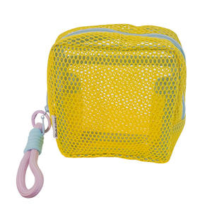 Bolsa de cosméticos de malla ligera con estilo, organizador de viaje de almacenamiento de maquillaje con cremallera cuadrada - Product Image 1