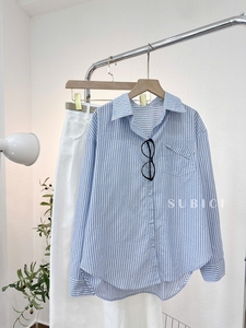A1152 เสื้อเชิ้ตลายทางทรงหลวมพื้นฐานพร้อมกระเป๋าพับได้ (เหมาะสำหรับน้ำหนัก <65 กก.) ผ้าลินินเนื้อนุ่มและเย็นคุณภาพสูง - Product Image 4