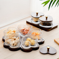 Loodvrij Milieuvriendelijk Hartvormig Glasplaat Modern Plantenpatroon Voor Snackdessertfruit Voor Hotelrestaurants Spa-Badkamers