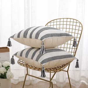 Housse de coussin confortable avec fermeture éclair antidérapante pour la décoration de la maison - Product Image 2