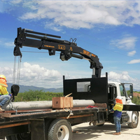 Grue hydraulique montée sur camion Bob-Lift à bas prix, grue de camion à flèche articulée/pliable de 5 tonnes et 6 tonnes, machine de levage pour camion à vendre