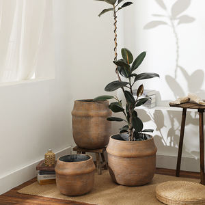 도매 현대 북유럽 스타일 장식용 가정 정원 대형 세라믹 화분 섬유 점토 화분 가정 정원 독특한 수제 화분 - Product Image 1
