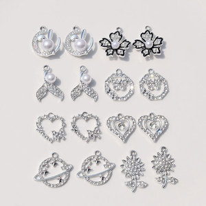 Pendentif en alliage de zinc incrusté de strass de formes variées pour la fabrication de boucles d'oreilles, composants de bijoux avec pierre principale en perle - Product Image 2