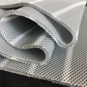 Sọc Trắng Màu Xám 7Mm Lục Giác 3D Bánh Sandwich Không Khí Lưới Vải 100% Polyester Warp Cho Miếng Đệm Xe Nệm Cô Gái Của Nhu Cầu Bộ Nhớ - Product Image 3
