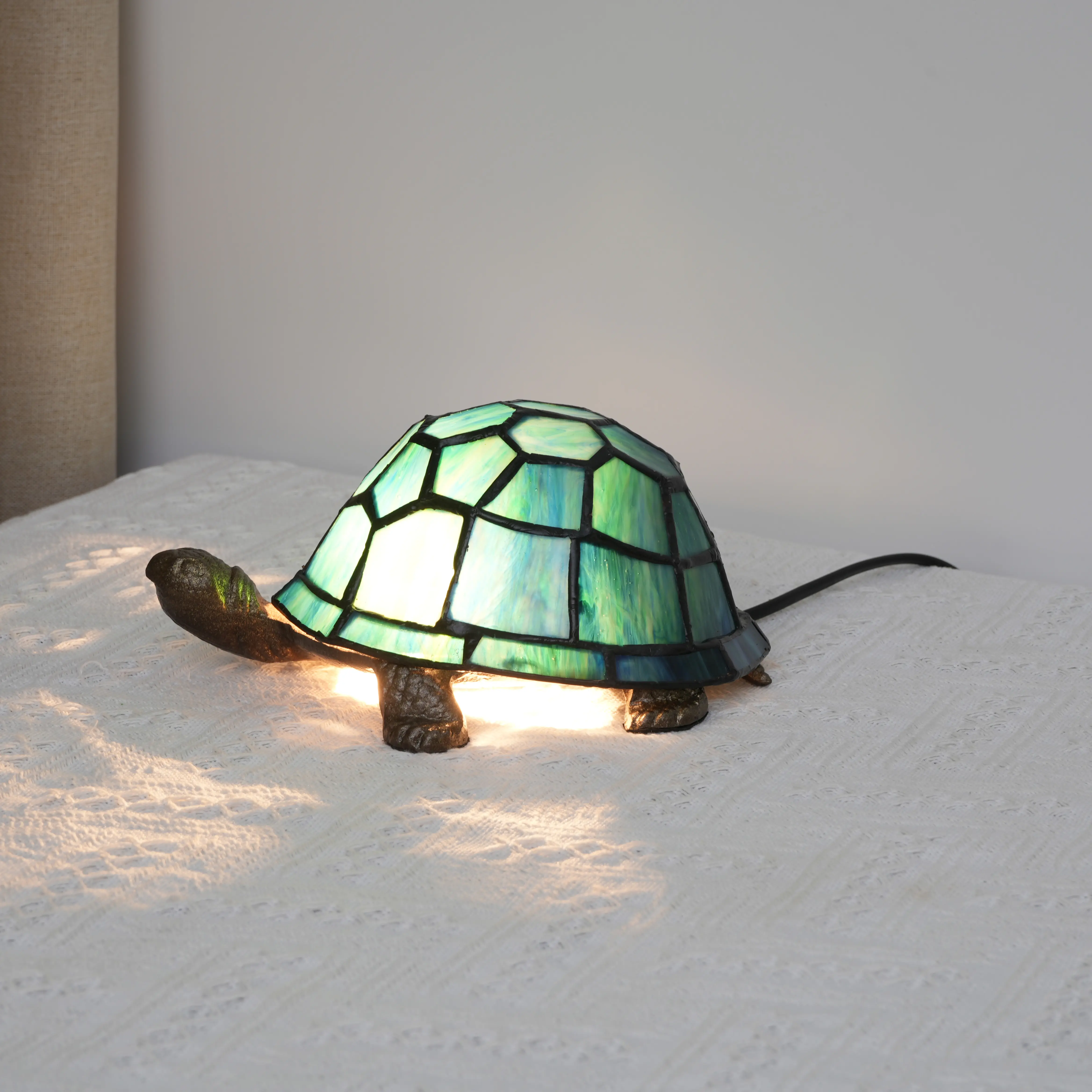 Tartaruga animale Vintage luce notturna Deco di vetro moderno animale piccola lampada da tavolo Tiffany lampada da tavolo lampada da tavolo