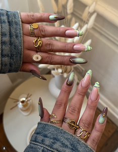 Uñas Postizas con Diseño de Almendras y Textura de Cocodrilo, Hechas a Mano, Reutilizables - Product Image 6