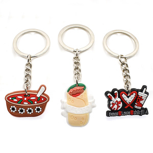 Porte-clés personnalisés 2D 3D avec votre propre logo, porte-clés en caoutchouc souple anime, fabrication de porte-clés en caoutchouc avec chaîne - Product Image 3