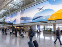 Pantalla LED COB P1.53 para Interiores, Fija, 640x480mm, Gabinete, 3840Hz, Disponible en Almacén de la UE, para Terminal de Aeropuerto