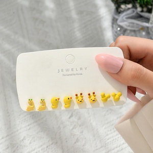 4pair/set Korean Style <strong>Duck</strong> Bear Butterfly Stud Earrings Women Fresh <strong>Daisy</strong> Cute Earring <strong>Jewelry</strong> - Product Image 3
