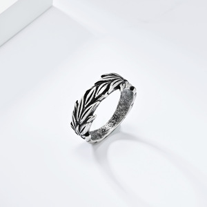 Men's Leaf Pattern <b>Titanium</b> Steel <b>Ring</b> Black Antique Silver Steel Color Gift Jewelry - Product Image 3