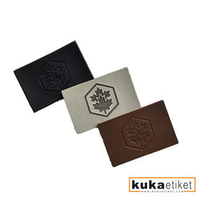 Etiqueta de Marca de Ropa Lavable de Cuero Sintético PU Personalizada de Alta Calidad, Logotipo Personalizado, Colores y Tamaños Personalizados para Zapatos y Prendas - Product Image 3