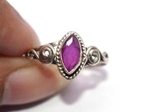 Anillo Hecho a Mano de Plata de Ley 925 con Calcedonia Rosa Intenso Natural en Forma de Marquesa, Ligero, para Mujer - Product Image 4