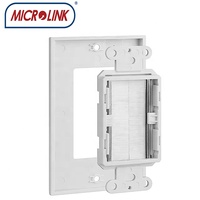 Plaque murale à brosse Gestion d'accès multimédia Insert traversant avec plaque murale de marée décoratrice pour câbles basse tension