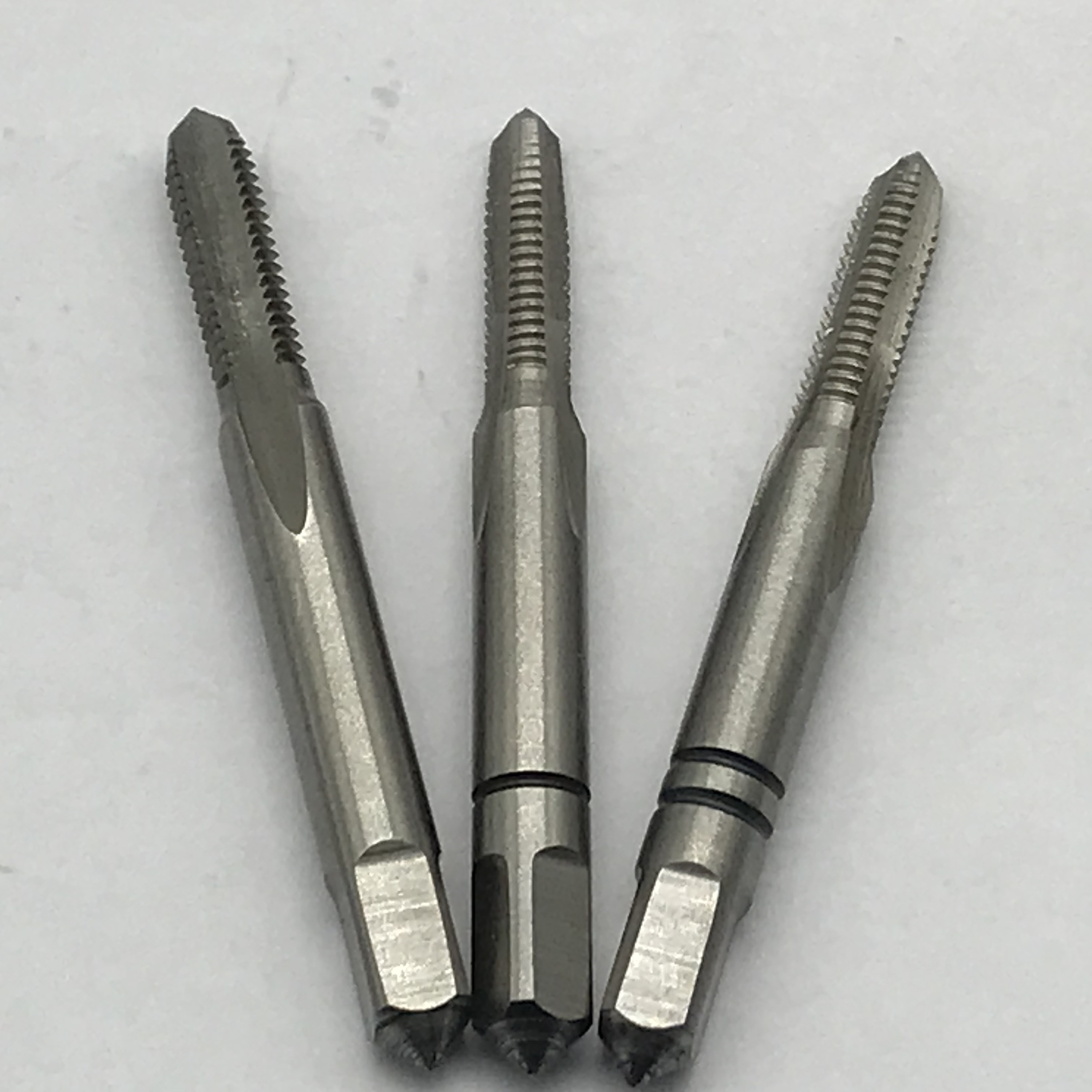 M5 x 0.8mm HSS Straight Flute 3pc Hand Tap Set T8204 - Hare & Forbes M5 x 0.8mm HSS Straight Flute 3pc Hand Tap Set T8204 - Hare & Forbes