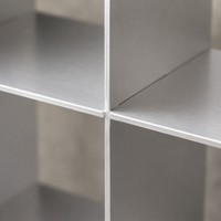Étagère grille contemporaine en aluminium brossé 40x40x10cm sans base, organisateur métallique pour salon, cuisine, salle de bain, décoration de bureau